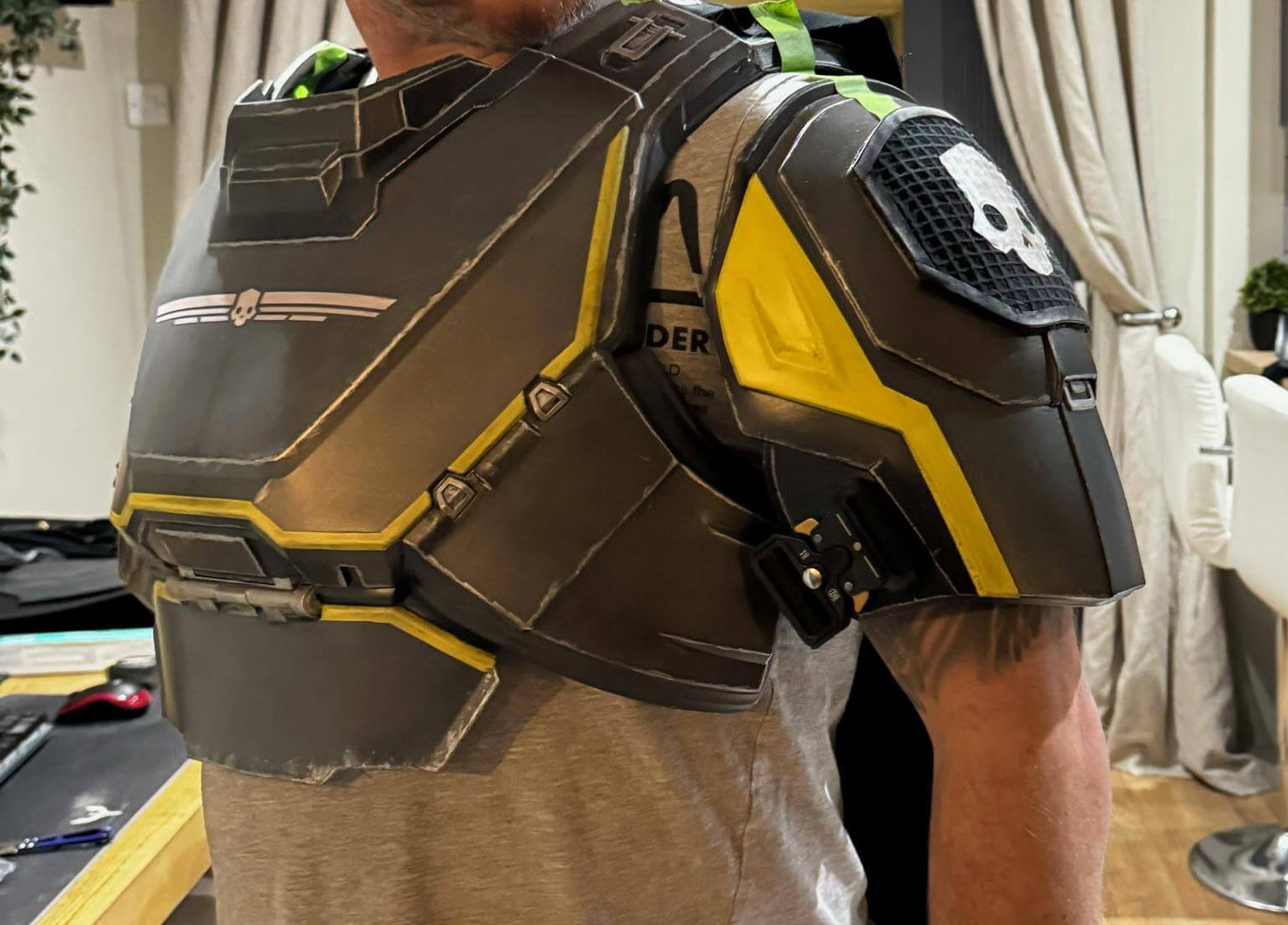 Helldivers Chest & Backplate Armor - 3D Printed & Hand-Painted | Cosplay Armor - Strap up with this Helldivers Chest & Backplate Armor - Printed & Painted. Perfect for realistic cosplay with included straps and padding.