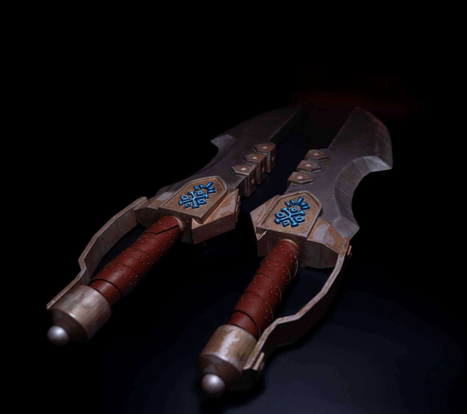 Monster hunter dual blades angled view full length 